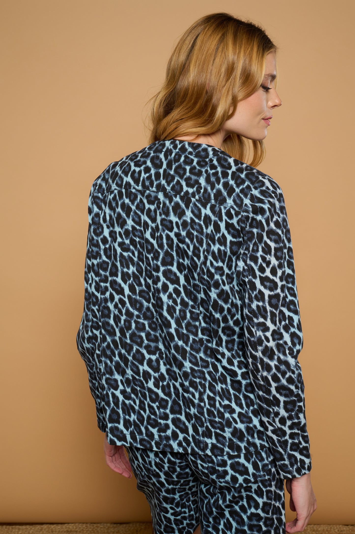CHAQUETA ANIMAL PRINT