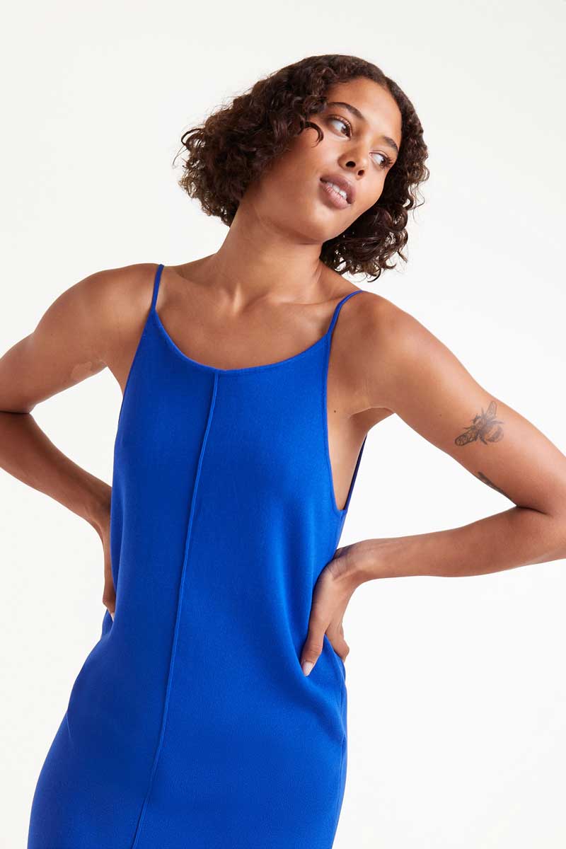 VESTIDO MIDI PUNTO FINO AZUL