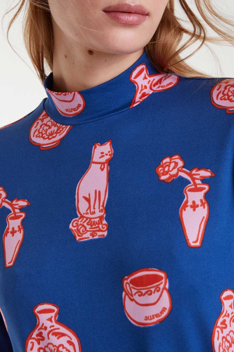CAMISETA ESTAMPADO PORCELANA