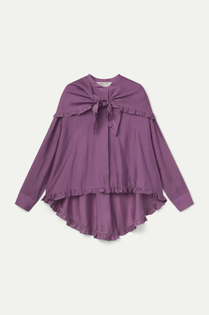 CAMISA CON PAÑUELO MORADO