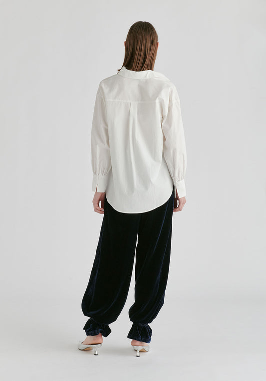 CONJUNTO DE CAMISA y TOP DE ENCAJE BLANCO