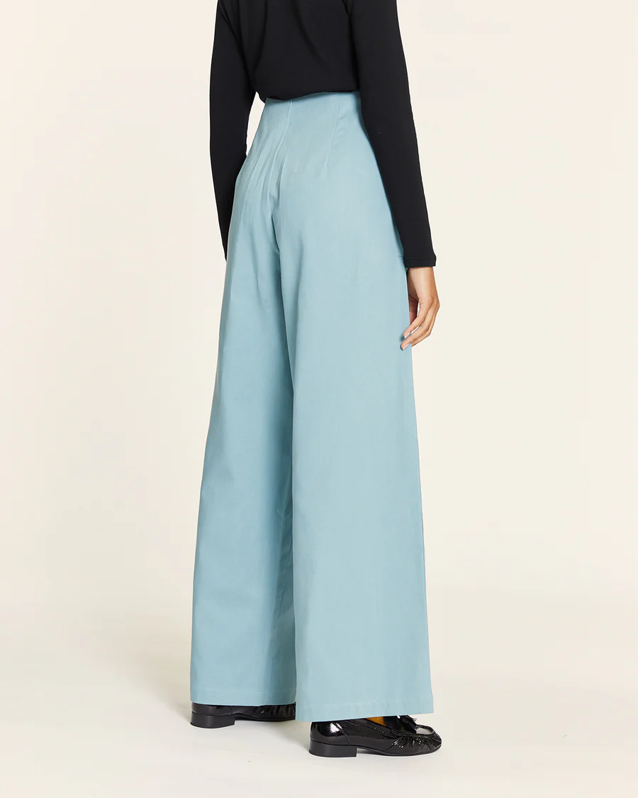 PANTALON TENCEL CON PINZAS
