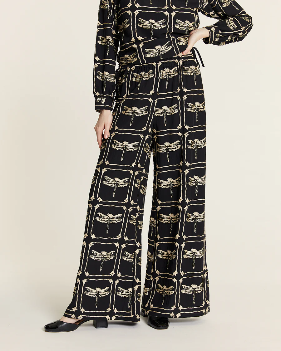 PANTALON BORDADO LIBELULAS