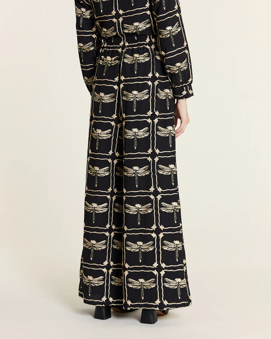 PANTALON BORDADO LIBELULAS