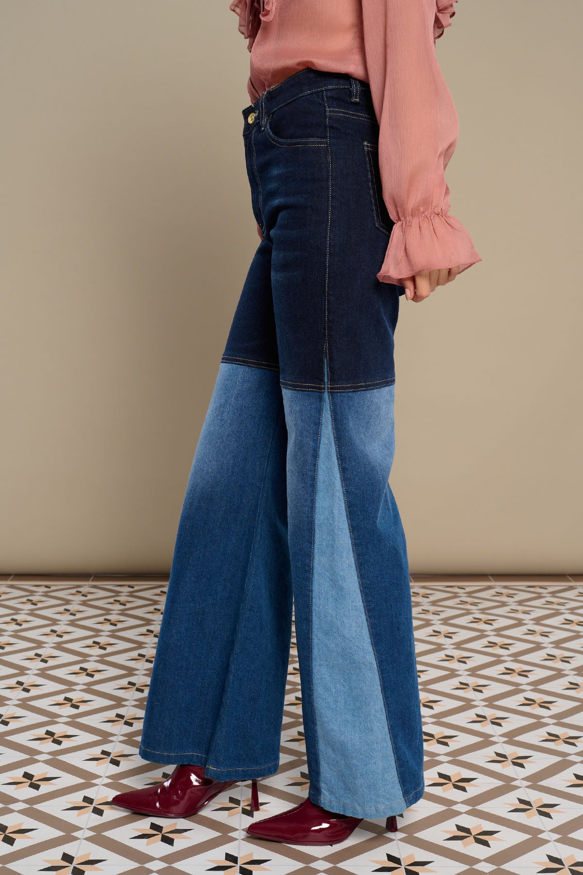 JEANS TRAVIATA