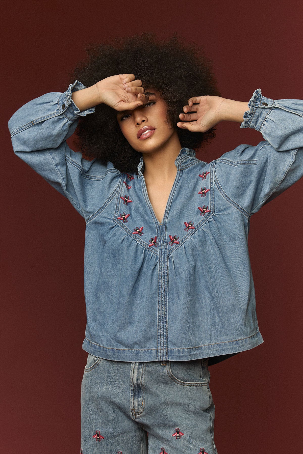 BLUSA VAQUERA BORDADA