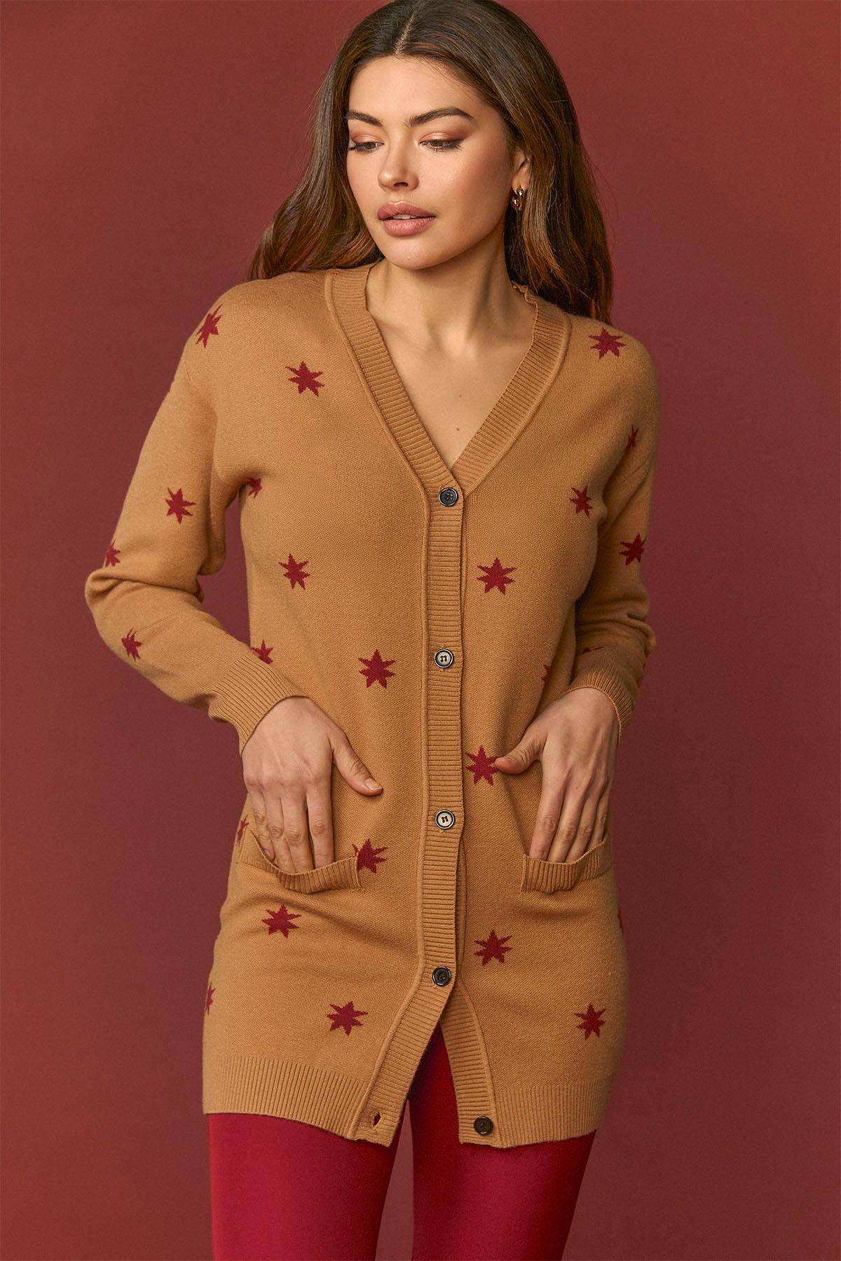 CARDIGAN DE PUNTO MARRON ESTRELLAS