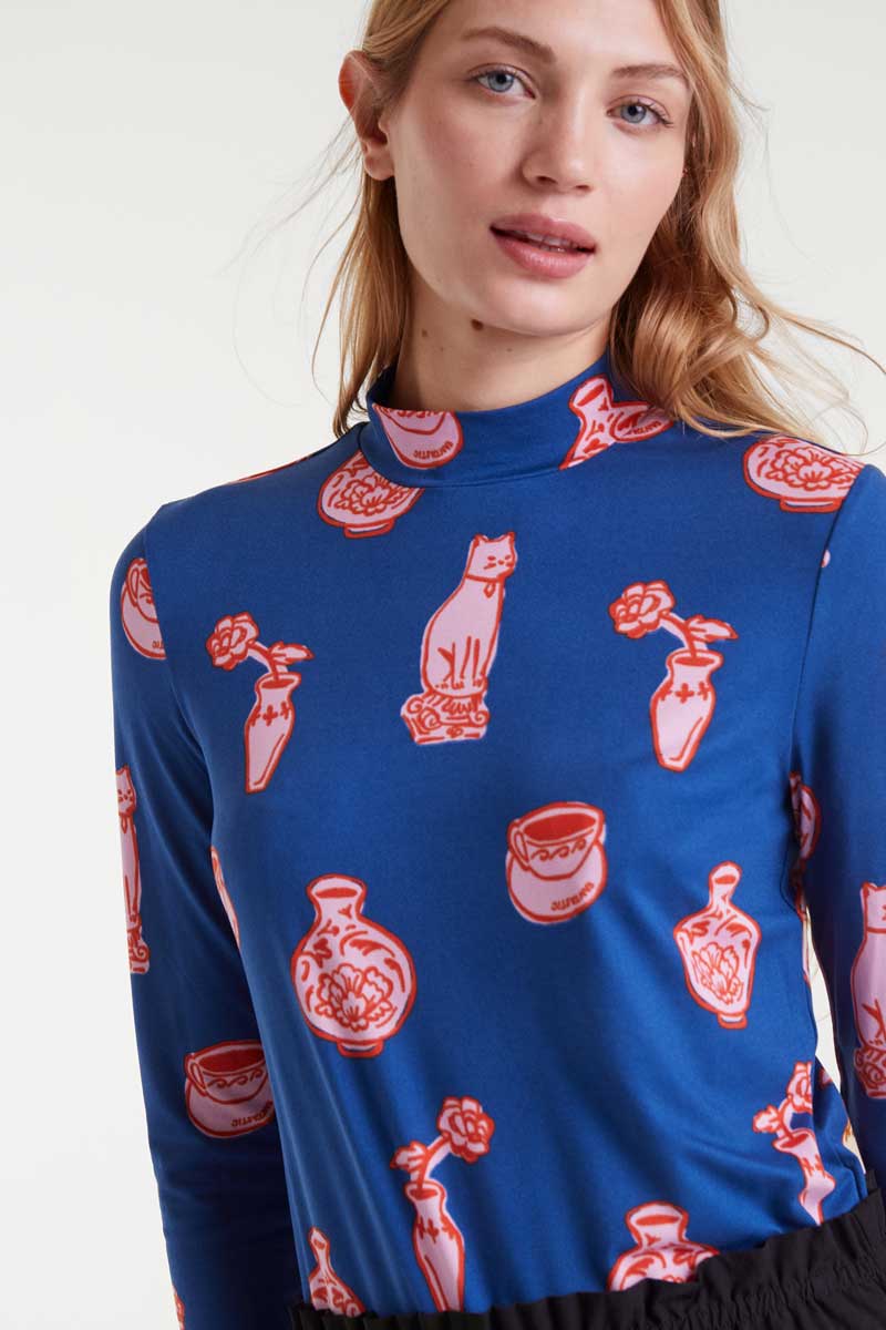 CAMISETA ESTAMPADO PORCELANA