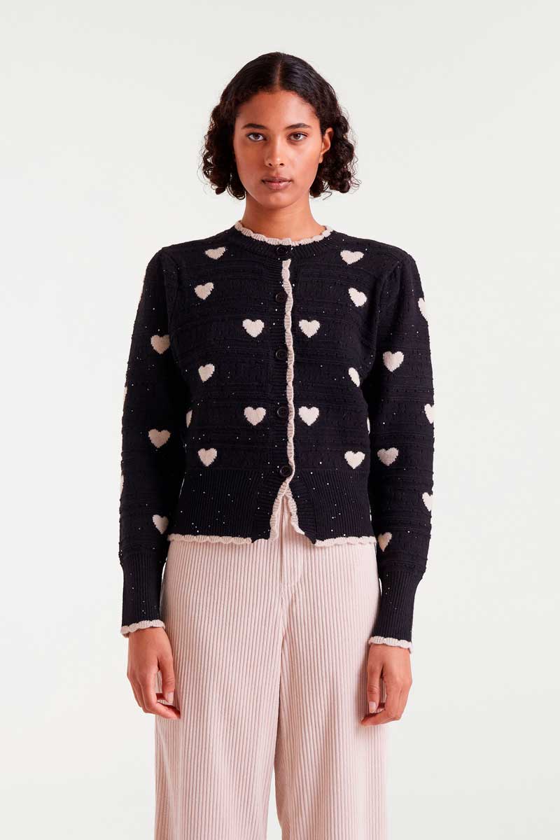 CARDIGAN NEGRO ESTAMPADO CORAZONES