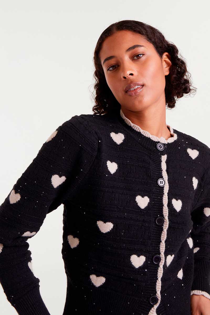 CARDIGAN NEGRO ESTAMPADO CORAZONES