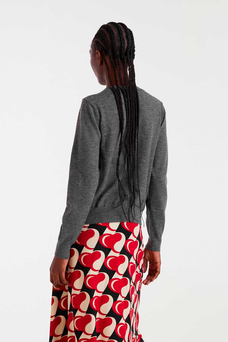 CARDIGAN DE PUNTO CON BOTON FLOR