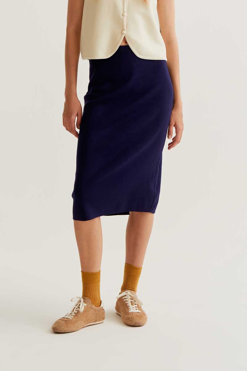 FALDA MIDI PUNTO AZUL MARINO