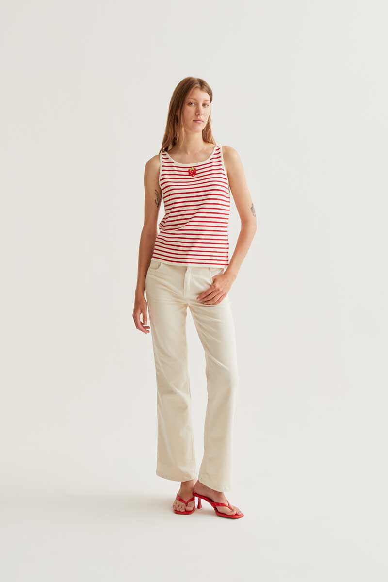 TOP RAYAS BLANCO Y ROJO BORDADO FRESA