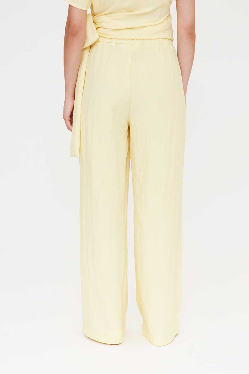 PANTALON AMARILLO CLARO FLUIDO
