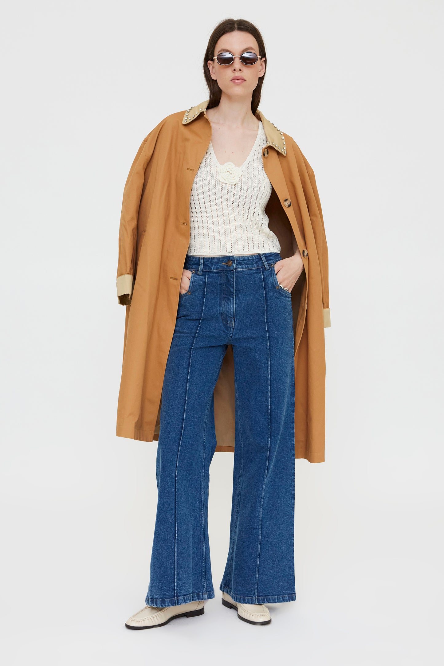 TOP PUNTO CALADO BEIGE
