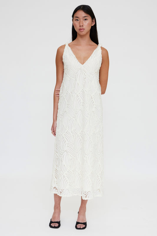 VESTIDO MIDI BORDADO EN RELIEVE