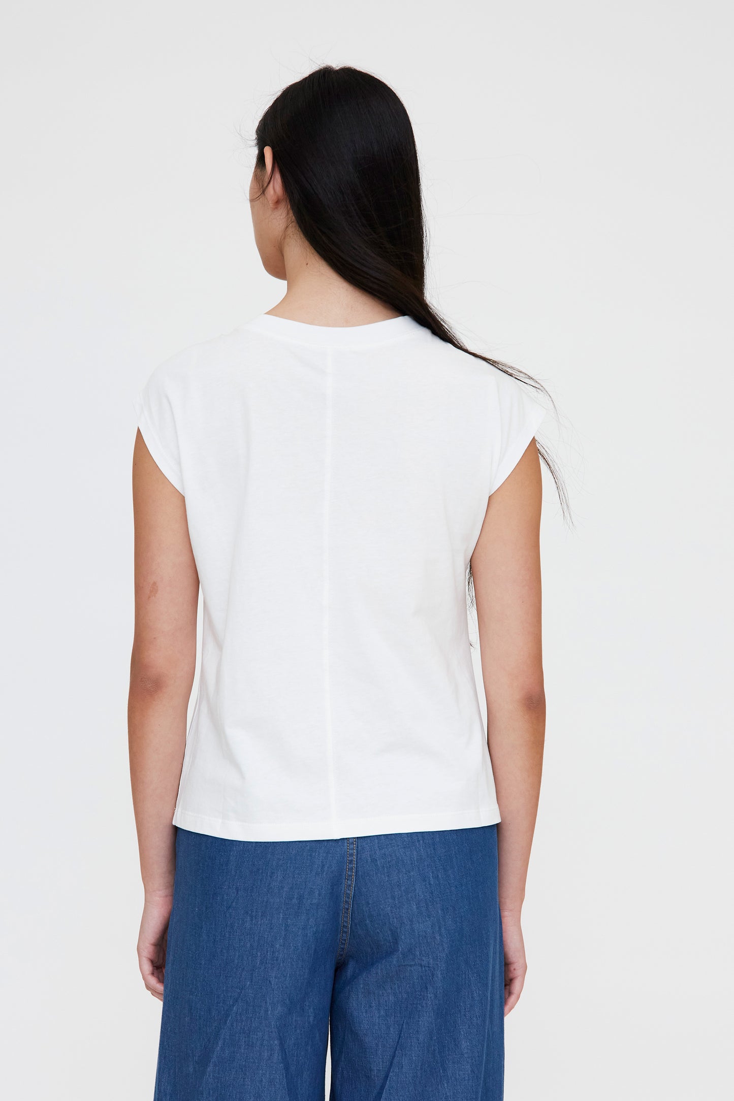 CAMISETA BLANCA ANUDADA