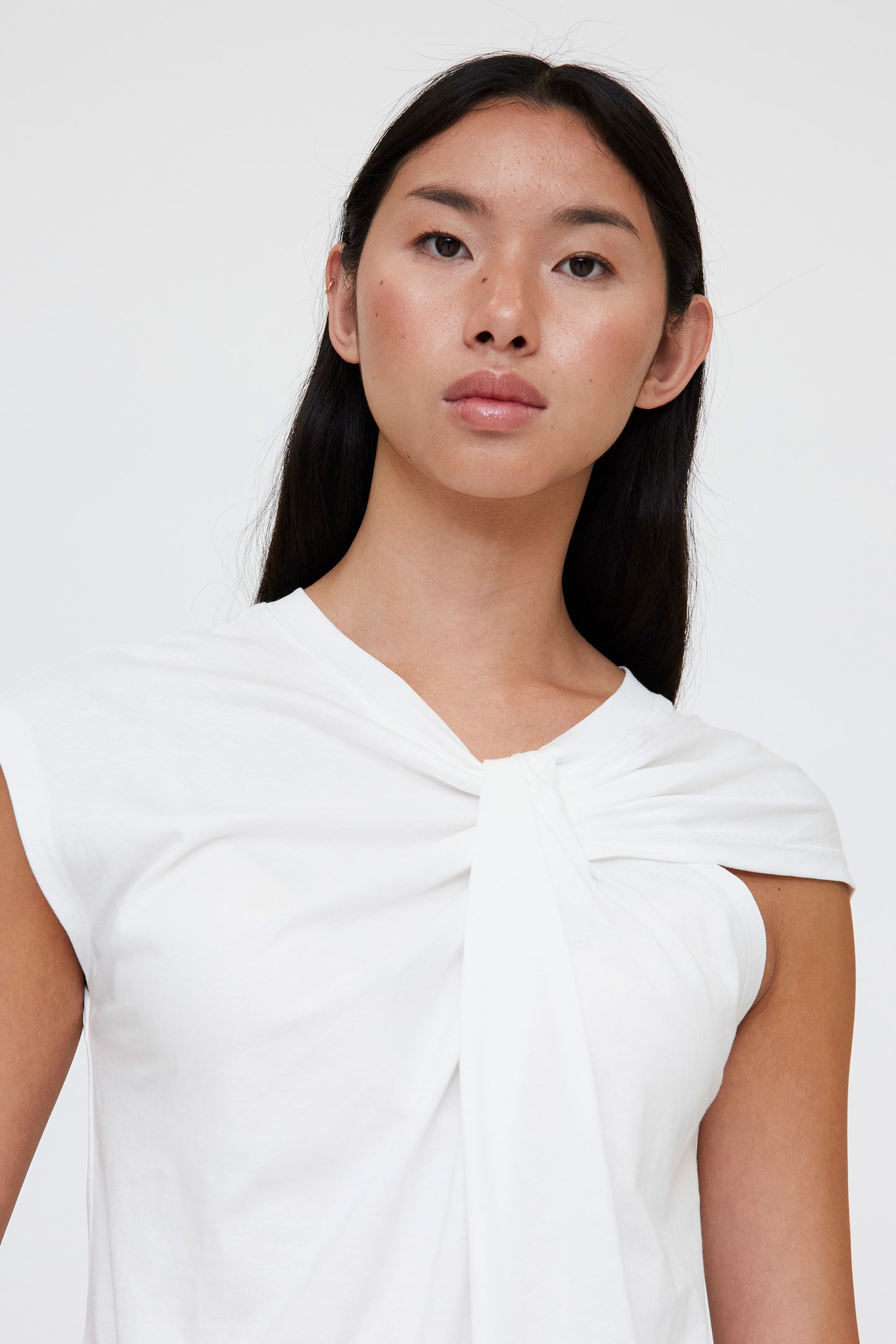 CAMISETA BLANCA ANUDADA