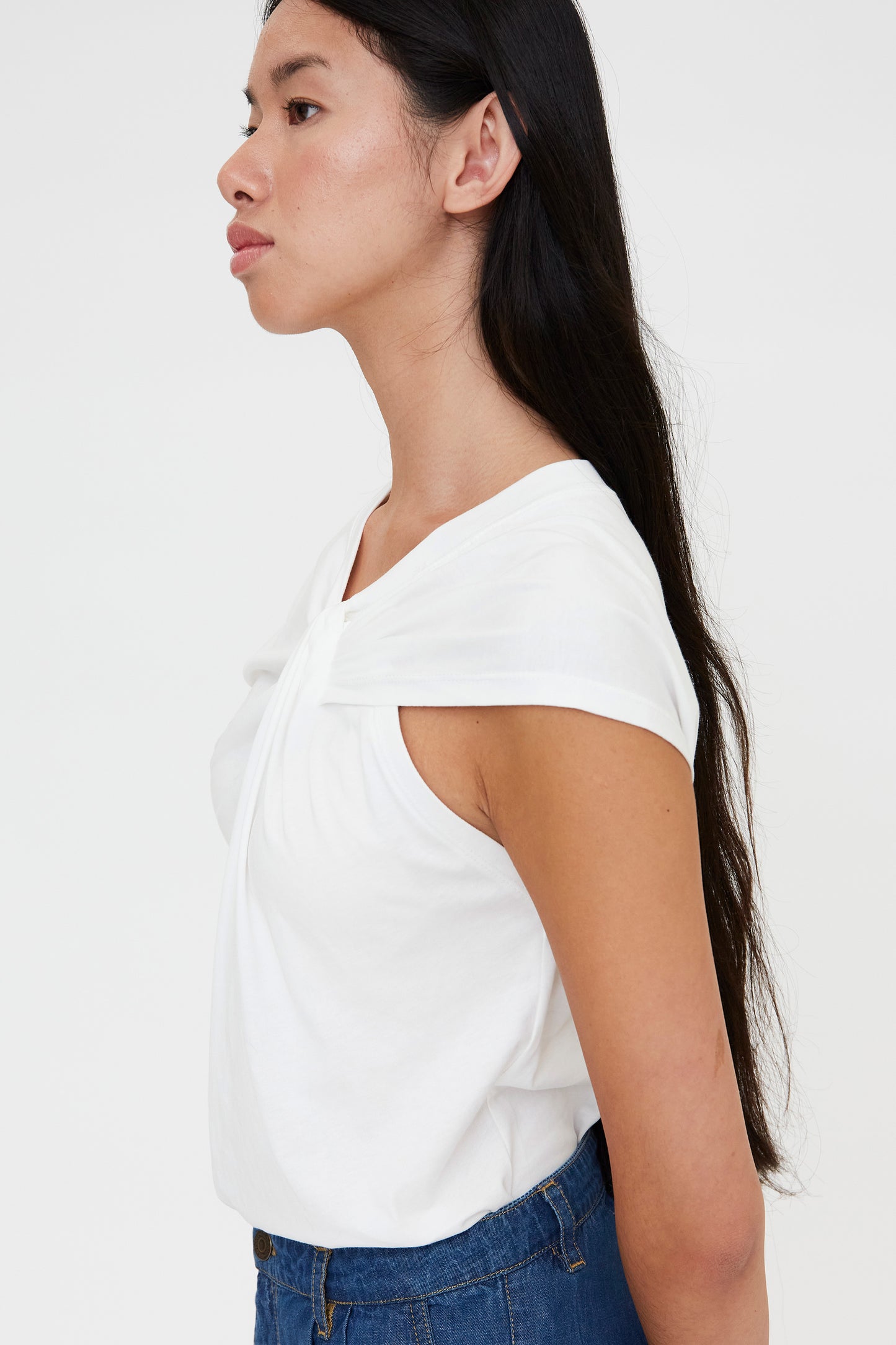 CAMISETA BLANCA ANUDADA