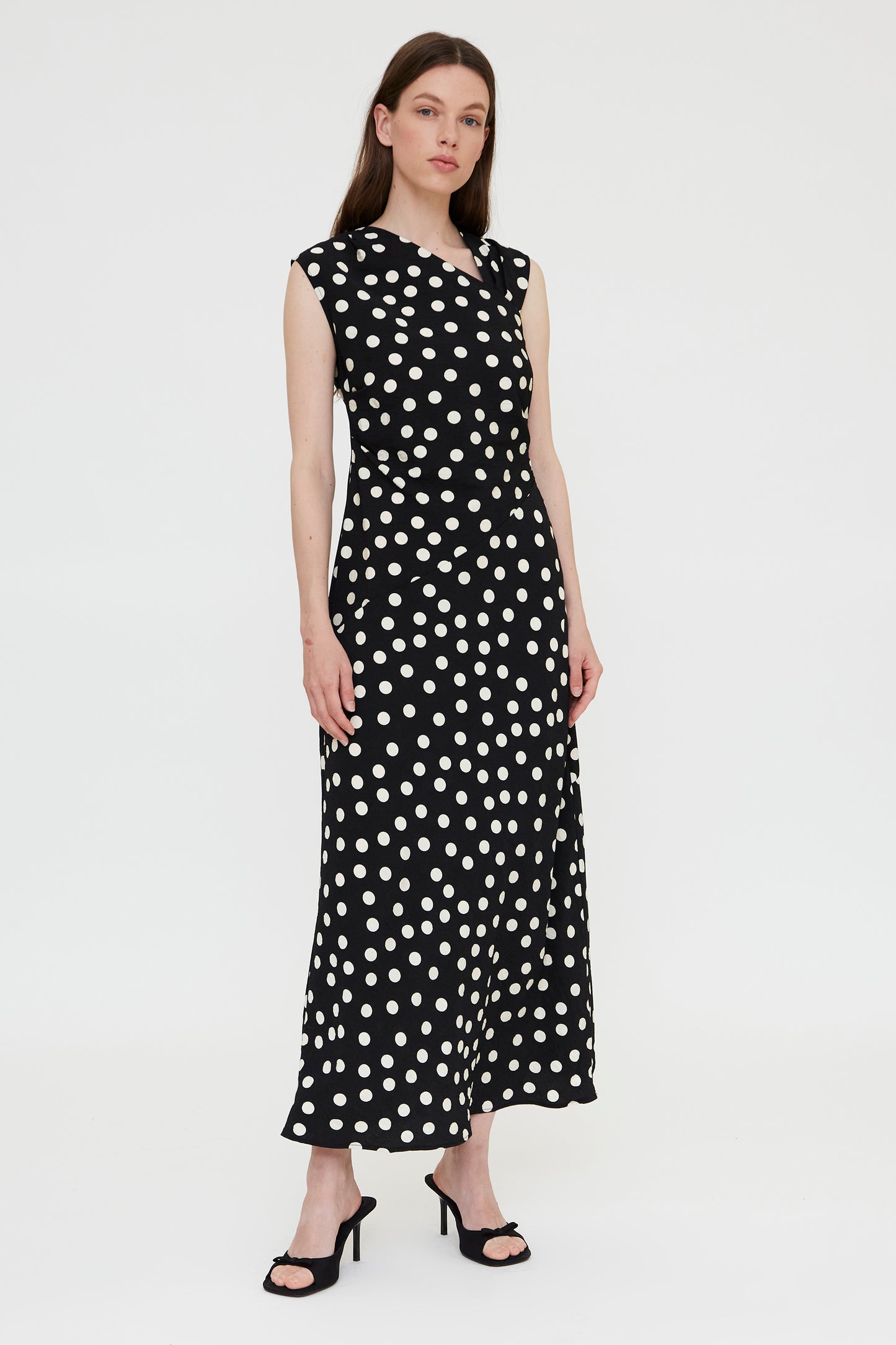 VESTIDO LARGO ESTAMPADO LUNARES
