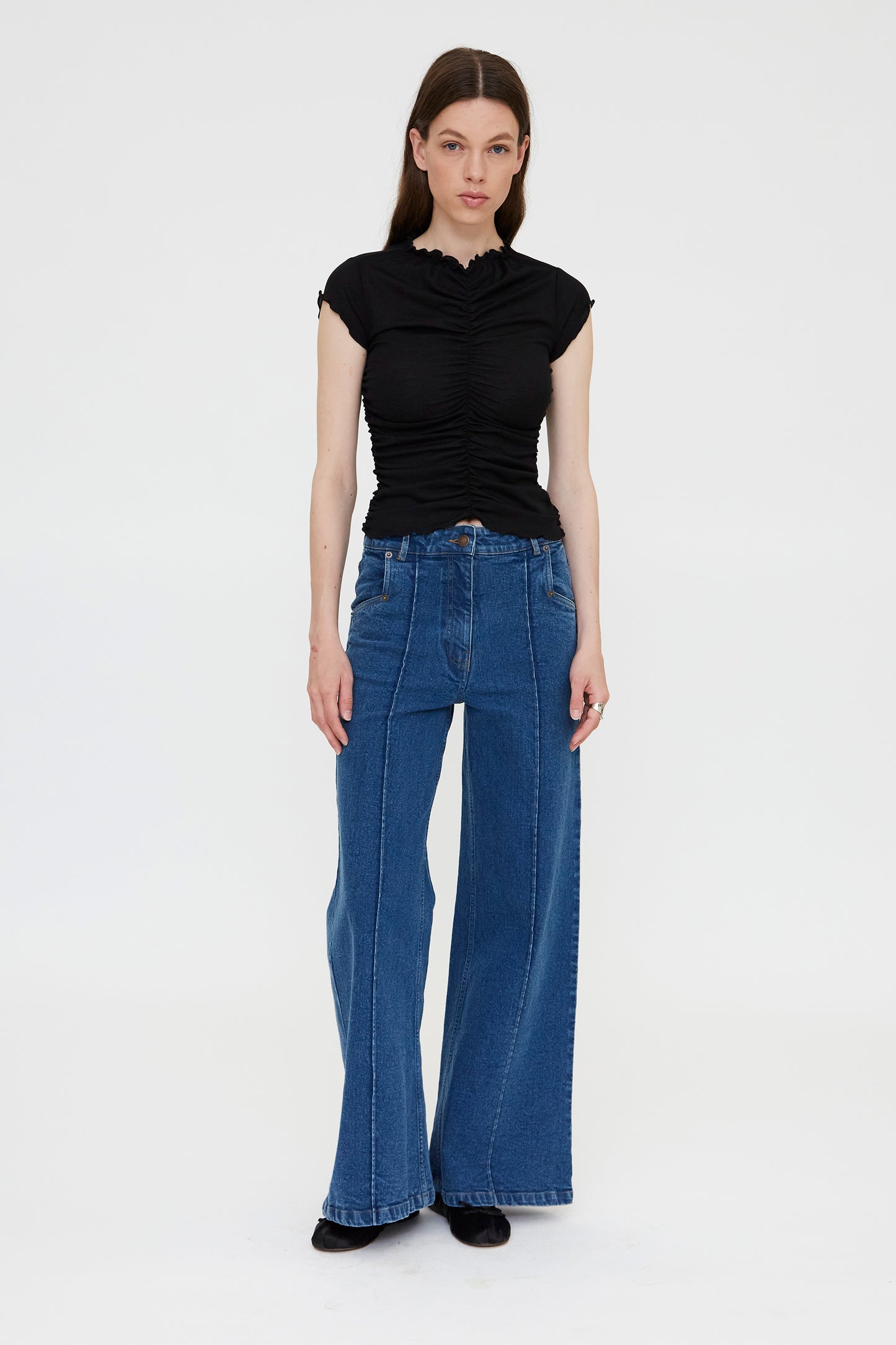 CAMISETA FRUNCIDA NEGRA