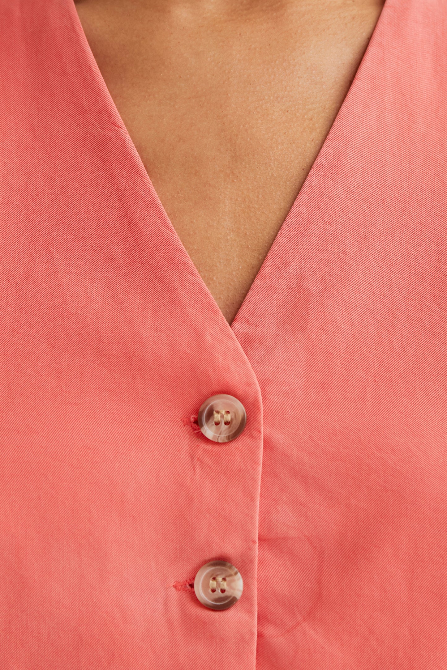 CHALECO ESCOTE PICO CORAL