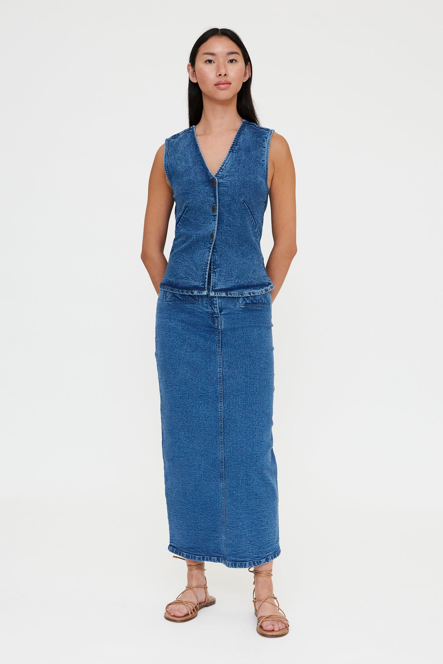 FALDA MIDI VAQUERA AZUL