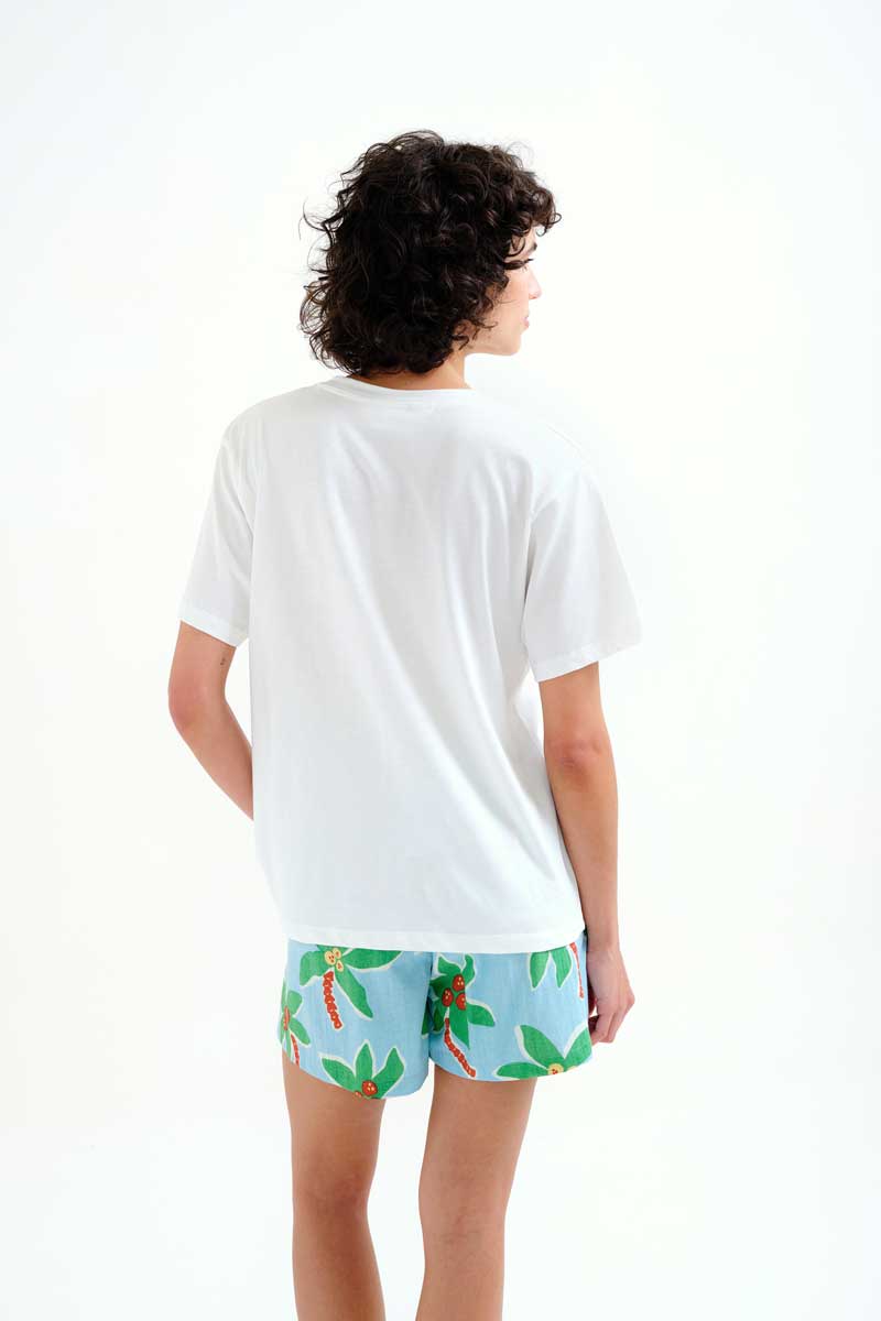 CAMISETA CON ESTAMPADO PALMERAS