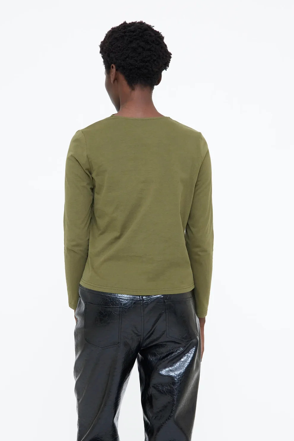 CAMISETA CON NUDO VERDE