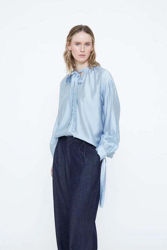CAMISA SATINADA AZUL